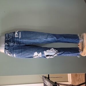Size 4 long, American Eagle distressed denim.